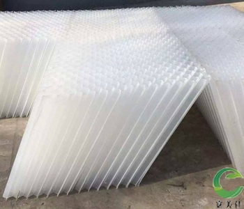 �����б�����Ͽ����T���b��ˮ̎������A�Hˮ�Ժ�